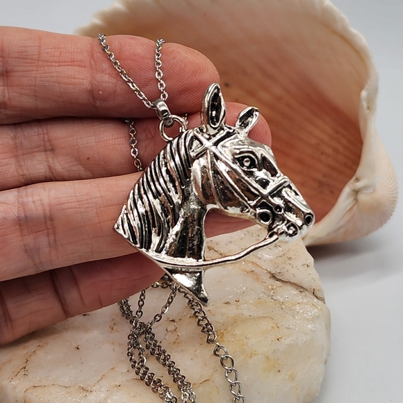 Unique Cowgirl Boho Style Silver Horse Mustang Hypoallergenic Boho Jewelry - Picture 6 of 7